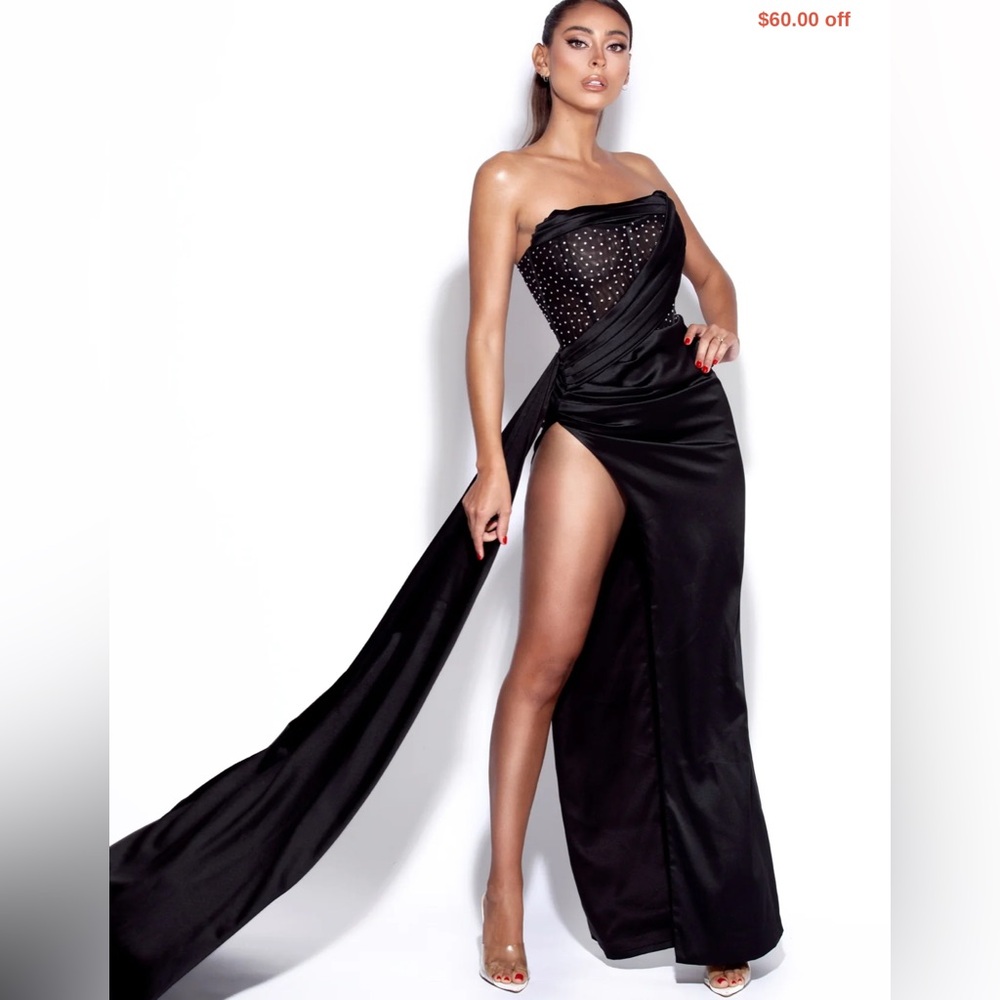 NWT Miss Circle BLACK CRYSTALLIZED CORSET HIGH SLIT SATIN GOWN size large